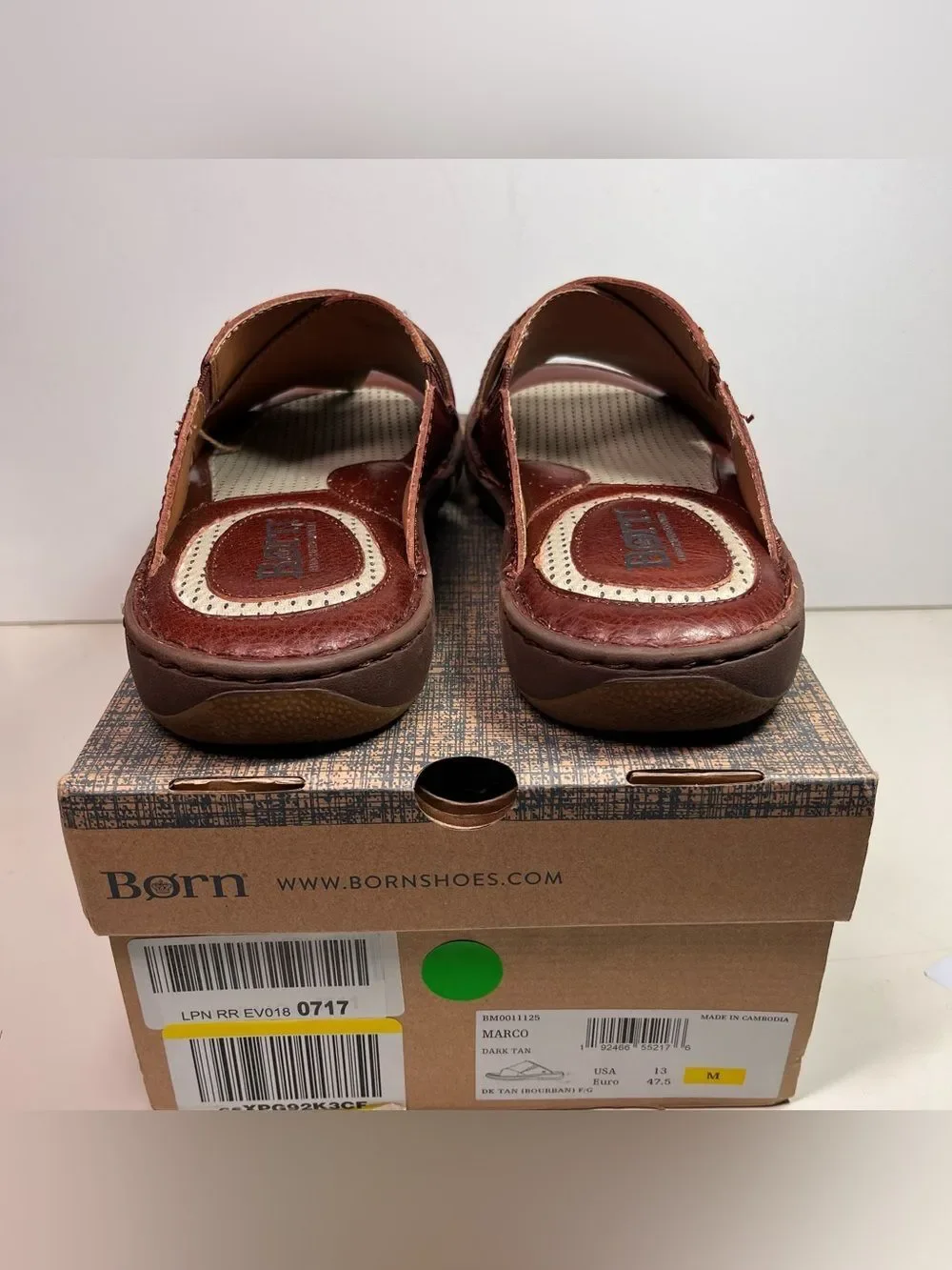 Born Mens Marco Full Grain Leather Slide Sandals